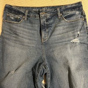 Distressed wide leg jeans